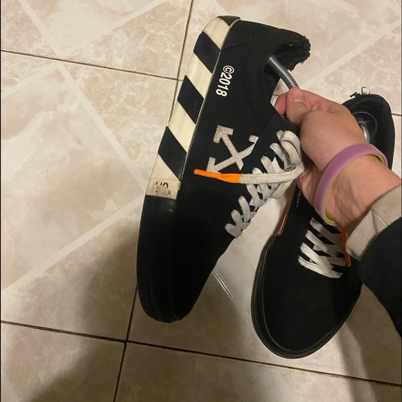 OFF White vulc low size 10 us - Picture 3 of 6